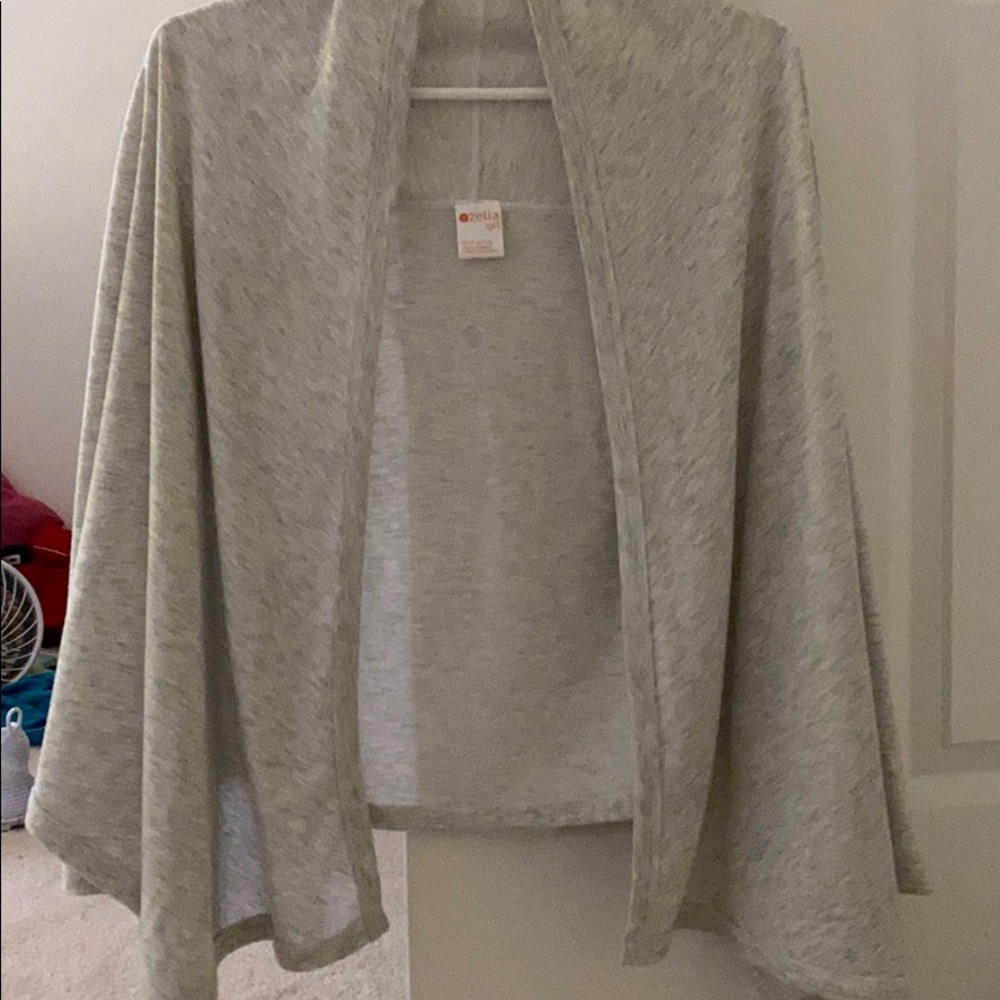 Girls pullover sweater